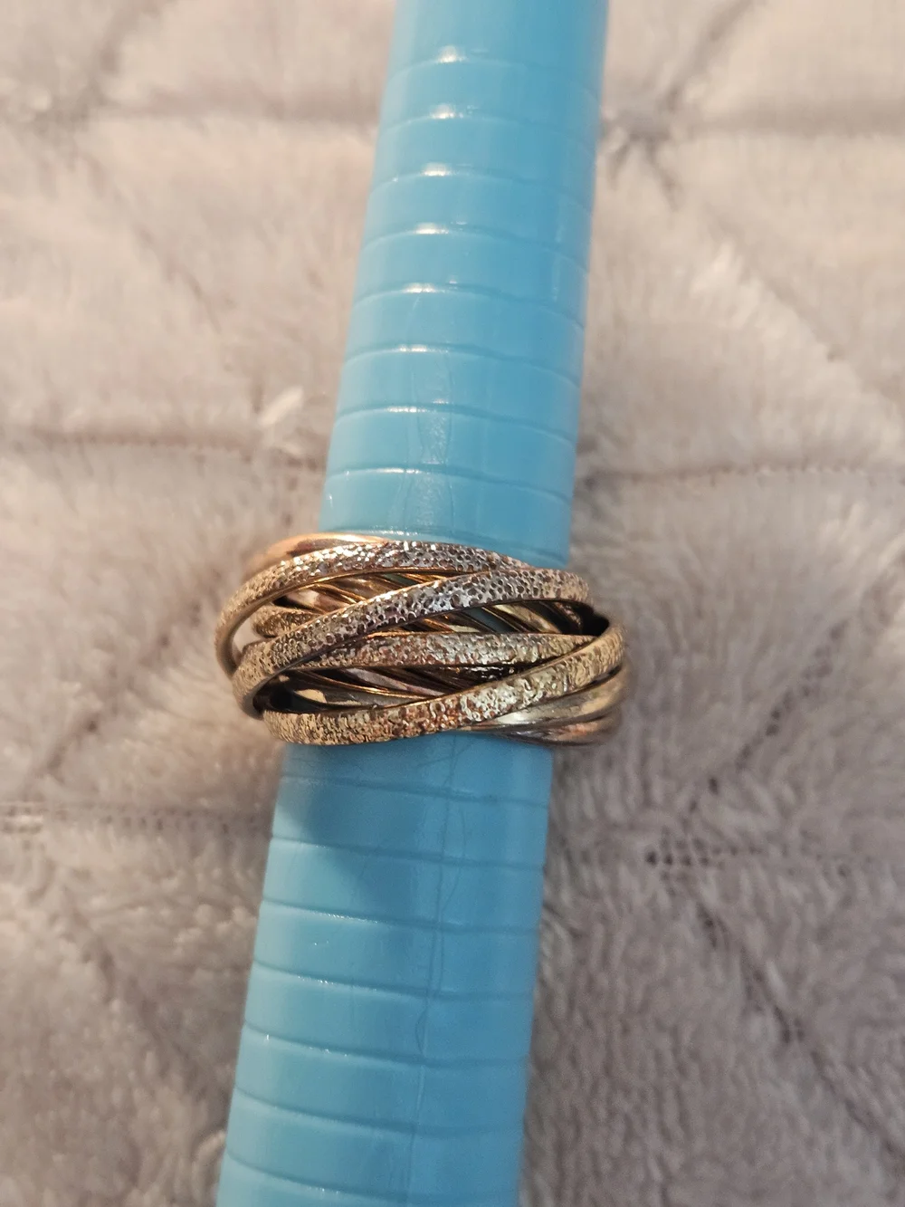 Tri-Tone Interwoven Women's Fashion Ring - Rose, Gold, Silver